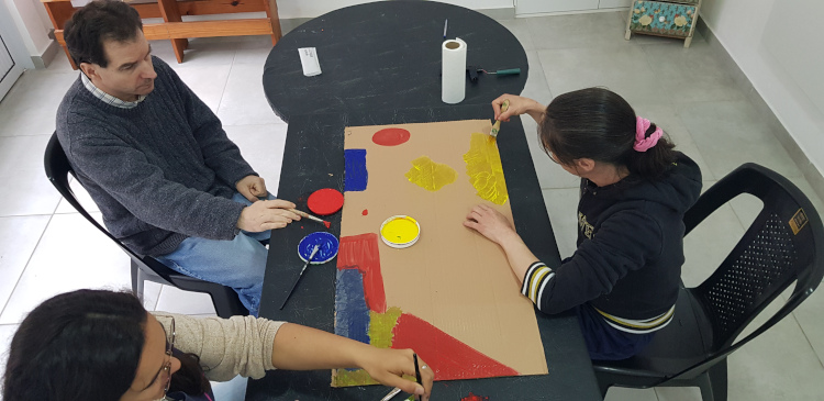 Participantes en el Centro de Día El Solar Uruguay